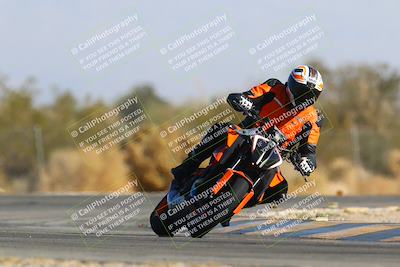 media/Jan-14-2024-SoCal Trackdays (Sun) [[2e55ec21a6]]/Turn 2 (1025am)/